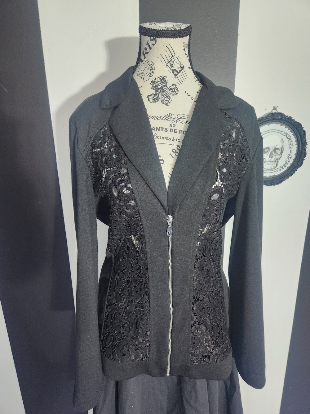 Lace-Panel Blazer Jacket - Picture 3 of 7